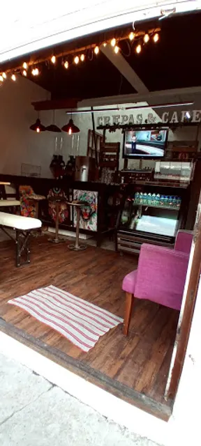 La Calle Café y Crepas