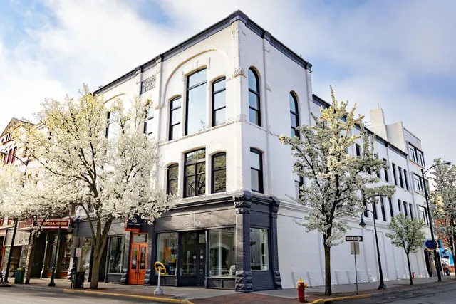 The Flats at Front + Union