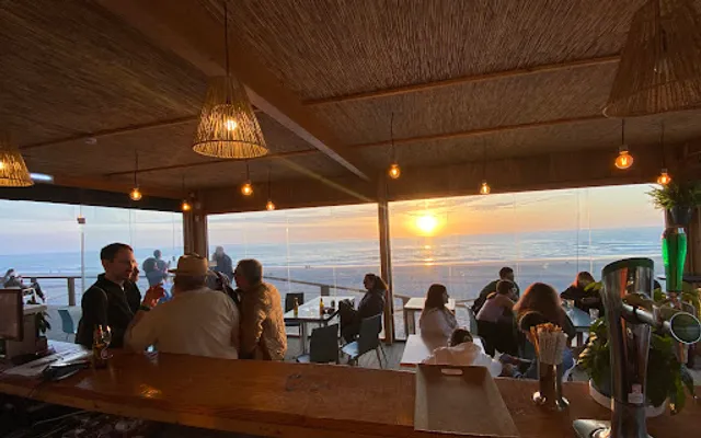 Bar é Nostrum Beach Culture