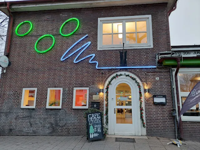 Café Weserterrassen - Frühstück, Eventlocation & Restaurant