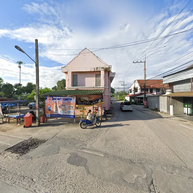 ร้าน เจ๊แจ๋ว