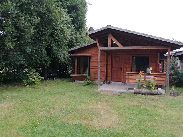 Camping Cabañas Hostal Los Alamos Neltume