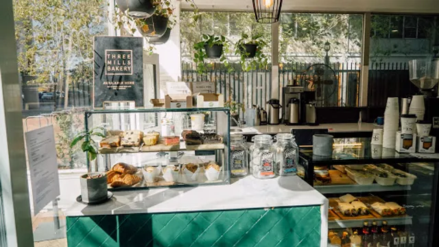 Two Before Ten Hobart Place