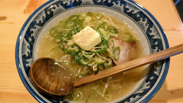 麺酒屋 ゆめ家さむ