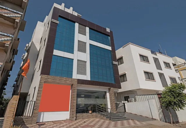 OYO Flagship 19196 Shree Sai Niladri Residency