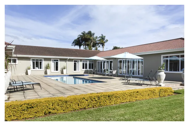 66 On Monzali 4 star Hilton Guesthouse