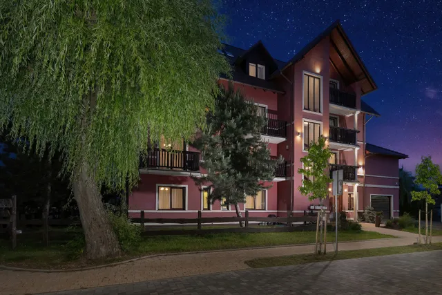 Willa Karmazynowa Przystań - pokoje, noclegi Międzywodzie