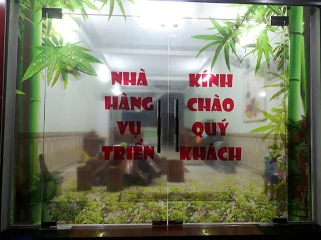 Nhà hàng Vụ Triển