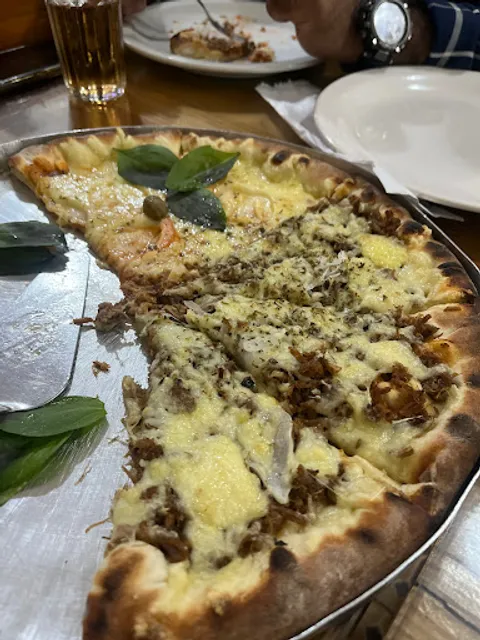 PIZZARIA FAMÍLIA