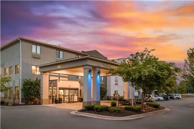 Comfort Suites Auburn Hills-Detroit