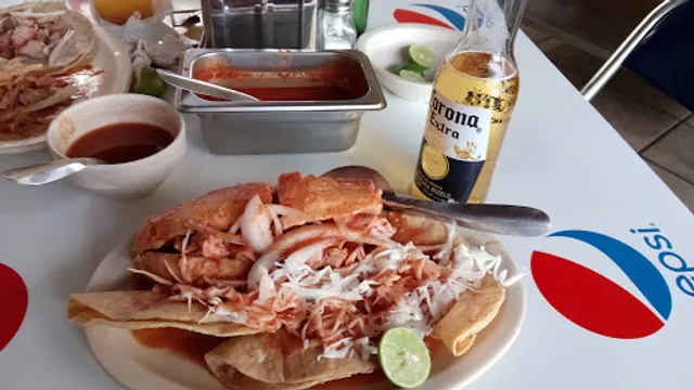 Tortas Ahogadas El Moreno suc. Santa Margarita