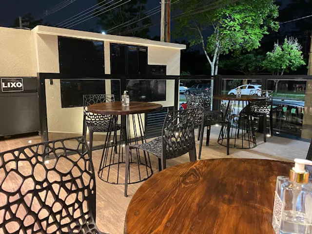 PLAYOFF BURGER - Sport bar & Burger