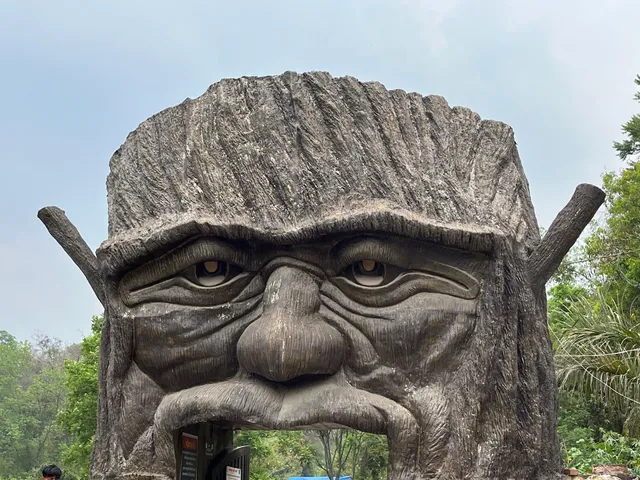 GUCCHUPANI ROBBERS CAVE