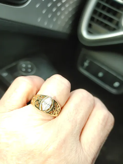 Dean R Bacovin Jewelers