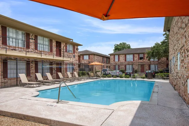 Parkside Place Apartments