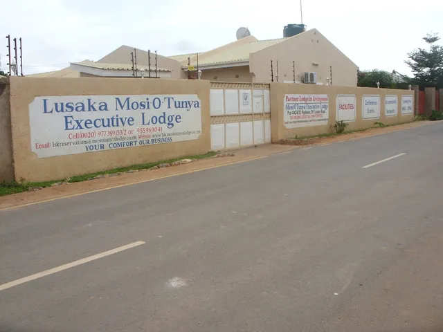 Lusaka Mosi-O-Tunya Executive Lodge