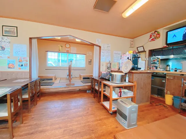 御食事処 たつ家