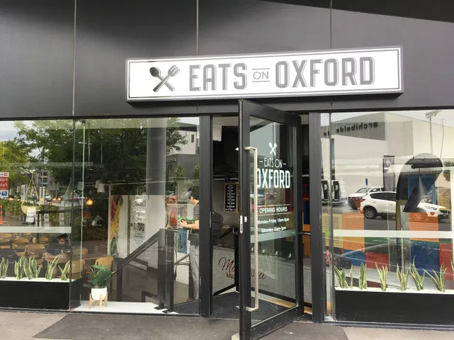 Eats On Oxford