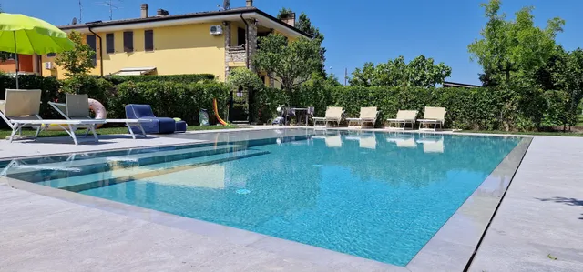 Sara Holiday Rentals