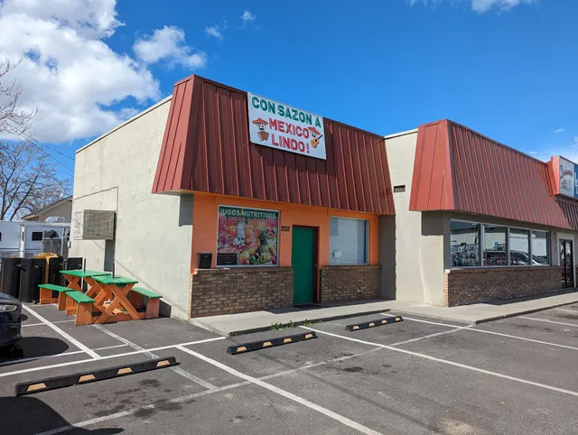 Con sazon a México Lindo