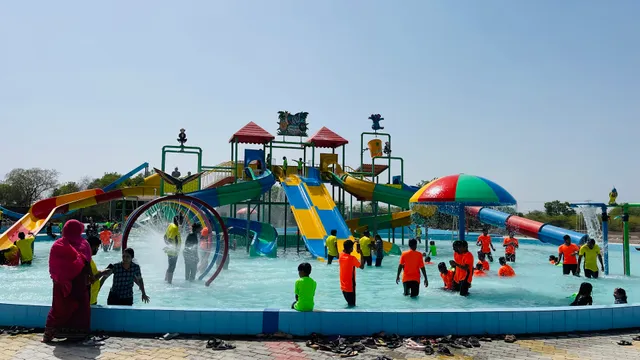 Mahiraj resort & water park