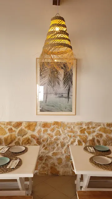 Aqua Chill Seafood Bar & Restaurant