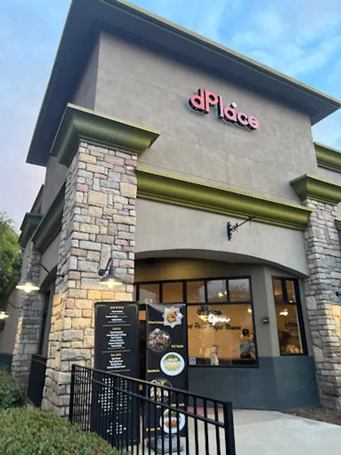 dPlace Steak & Pasta