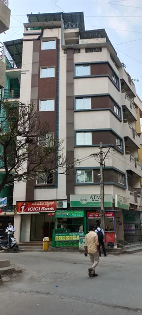 Green Garden Residency