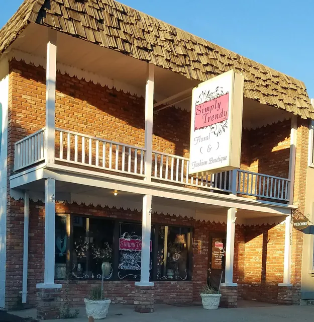 Simply Trendy Floral and Fashion Boutique