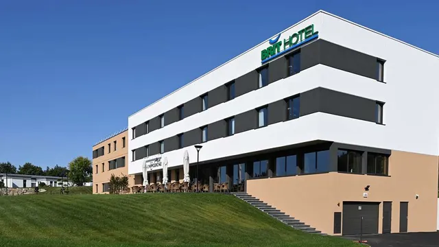 Brit Hotel - Hotel de l'Hippodrome