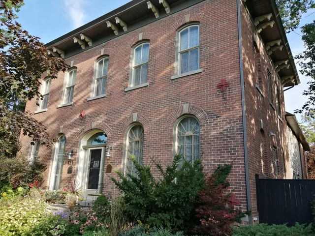 Reeve Bed & Breakfast