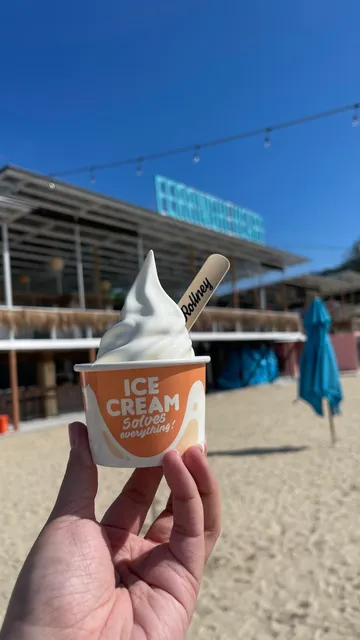 Rollney @ Ferringhi Heart Beach Club