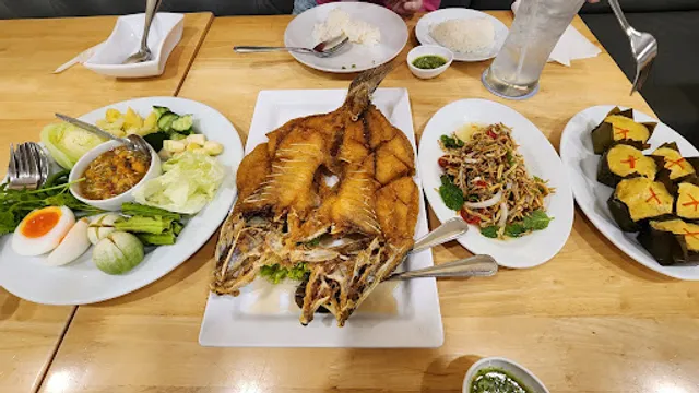 Laemcharoen Seafood Central Chiangmai