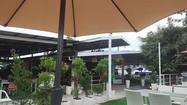 Seafood Boil Grill & Restaurant