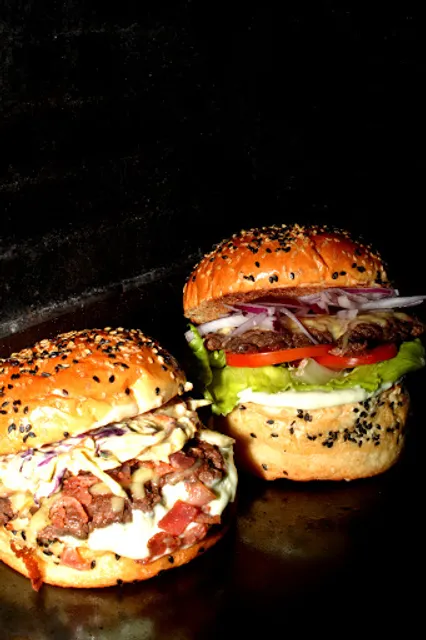 7 BURGER - SEVEN BURGER