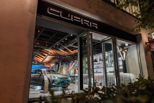 CUPRA City Garage
