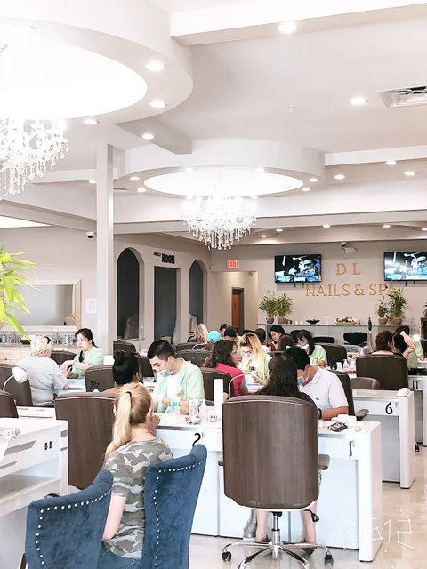 DL Nail Spa Orlando