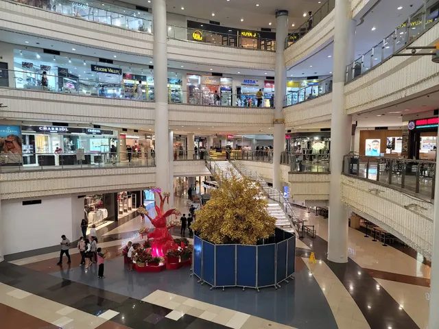 Robinsons Manila Atrium