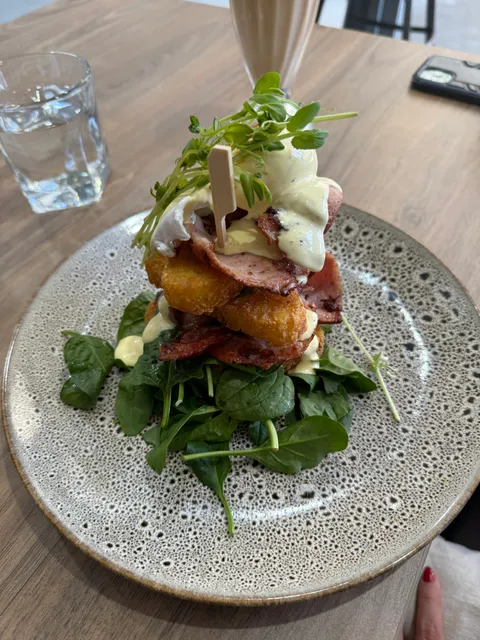 The Rise Cafe Bar & Restauarant