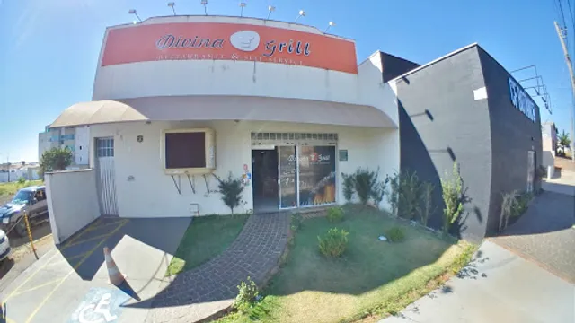 Divina Grill Restaurante