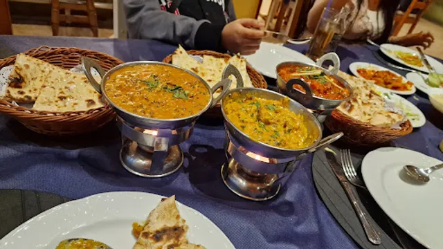 Marivent - Darbar Tandoori Indian Restaurant