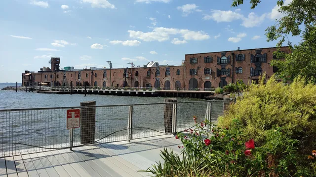 Pier 44 Waterfront Garden