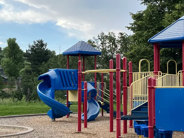 Broadmoor Valley Park