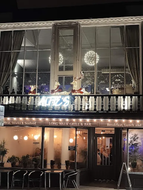 Long Walk Grill