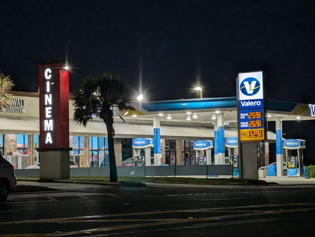 Seawall Grocery - Valero