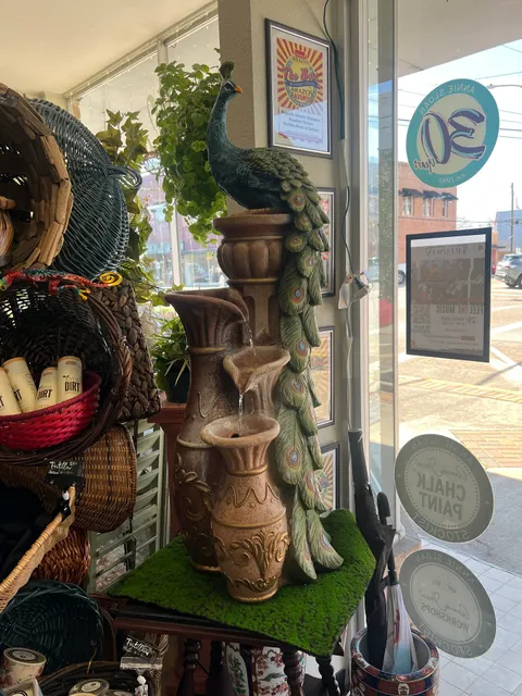 Portilla Home & Garden