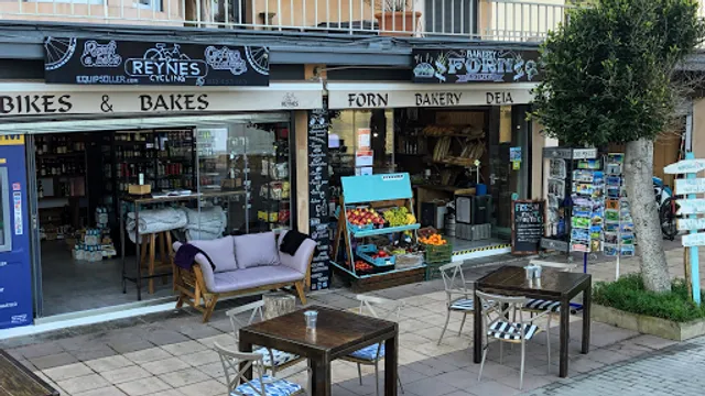 Reynés Cycling Café | Bikes&Bakes