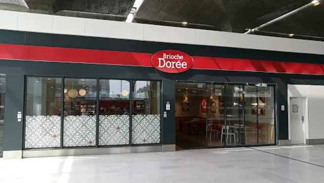 Brioche Dorée - Terminal 2D - Portes D54 - D55