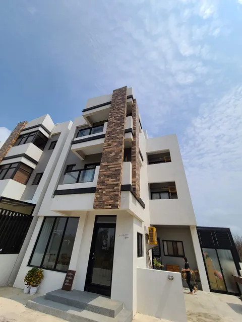 THE MOMENT house 此時此日