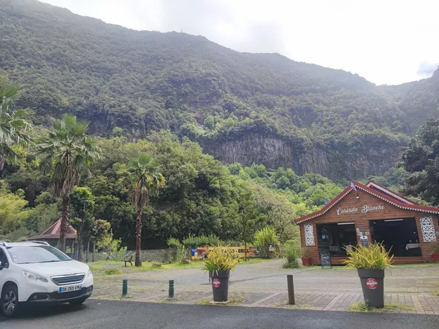 Trace Cascade Blanche – Salazie – l’Escalier